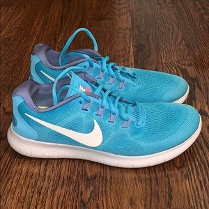 Nike Free RN Sneakers